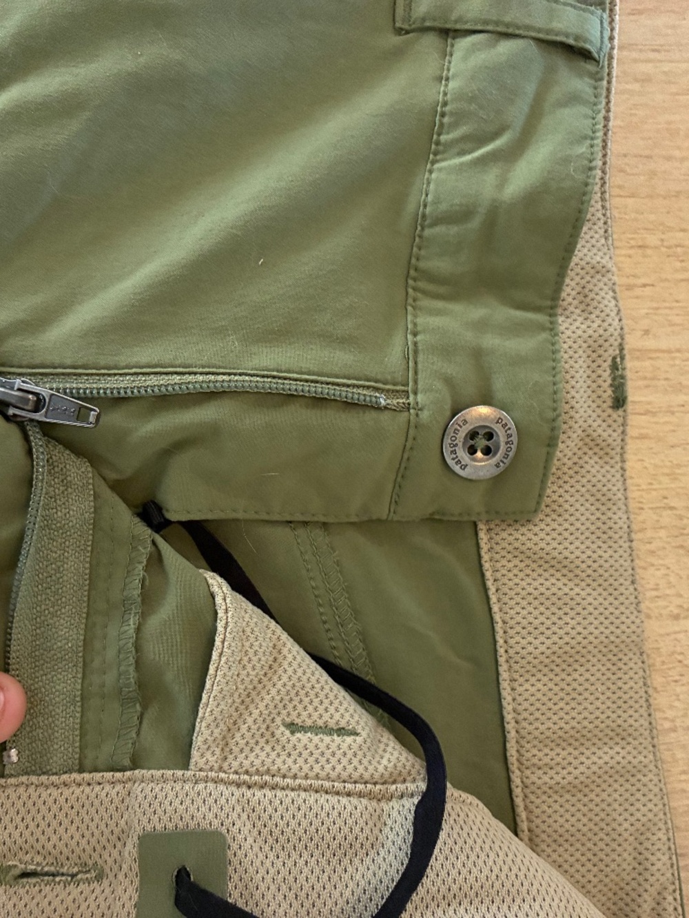 Patagonia women's hiking shorts size 6